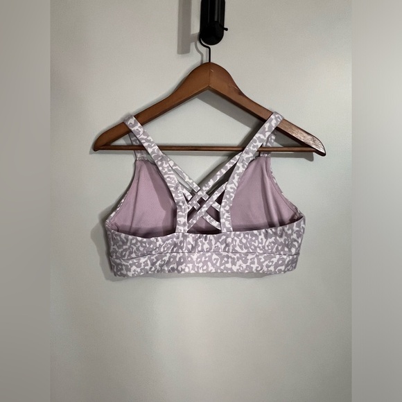 Purple cheetah, print, activewear, set top and bottom - Picture 6 of 7